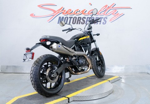 2016 Ducati Scramber Sixty2 in Sacramento, California - Photo 7
