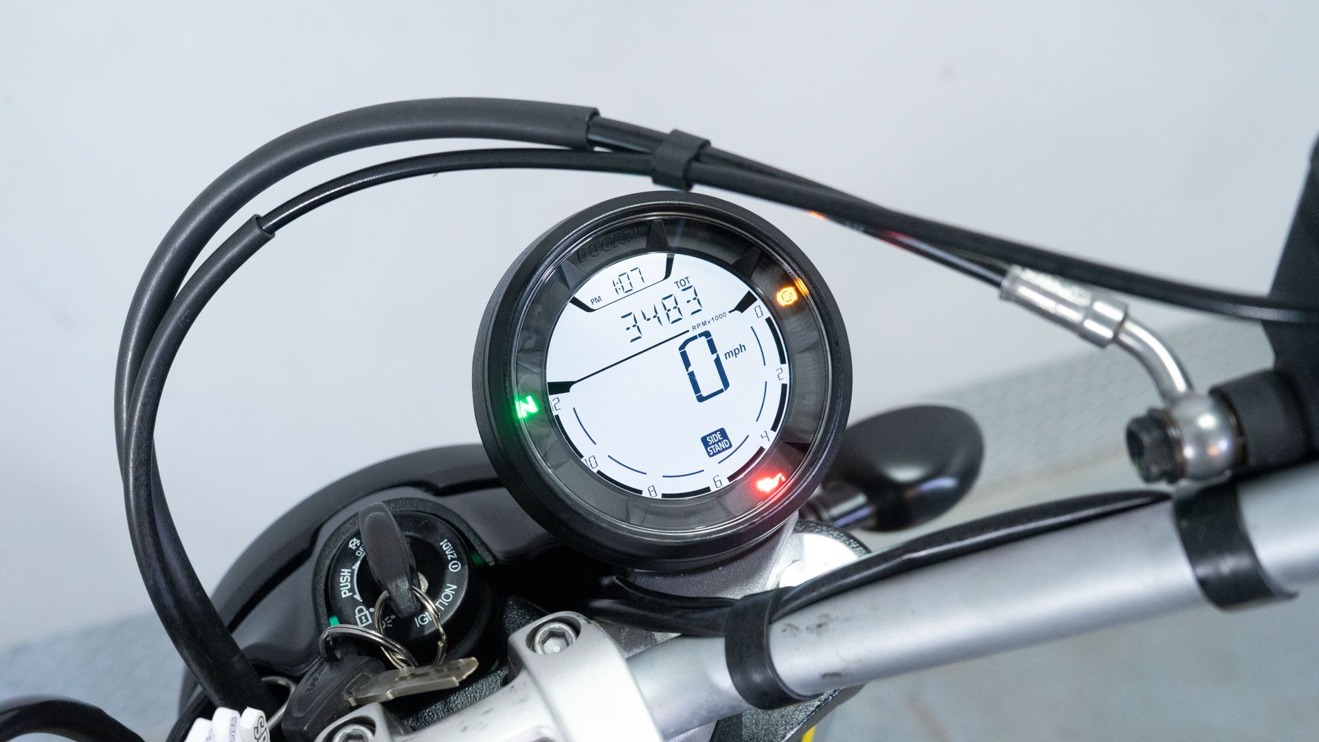 2016 Ducati Scramber Sixty2 in Sacramento, California - Photo 18