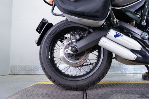 2016 Ducati Scrambler Urban Enduro in Sacramento, California - Photo 10