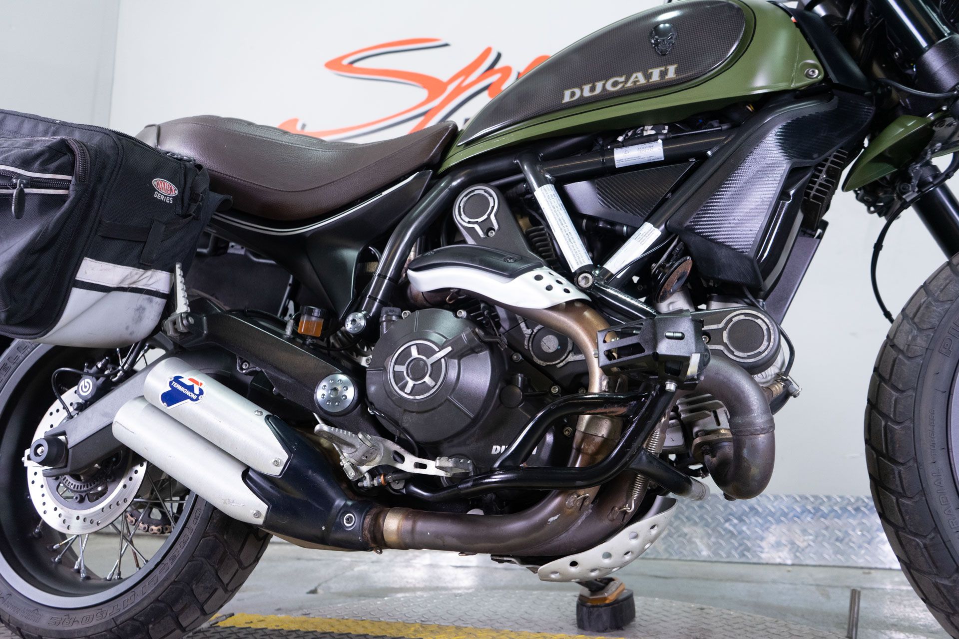 2016 Ducati Scrambler Urban Enduro in Sacramento, California - Photo 12