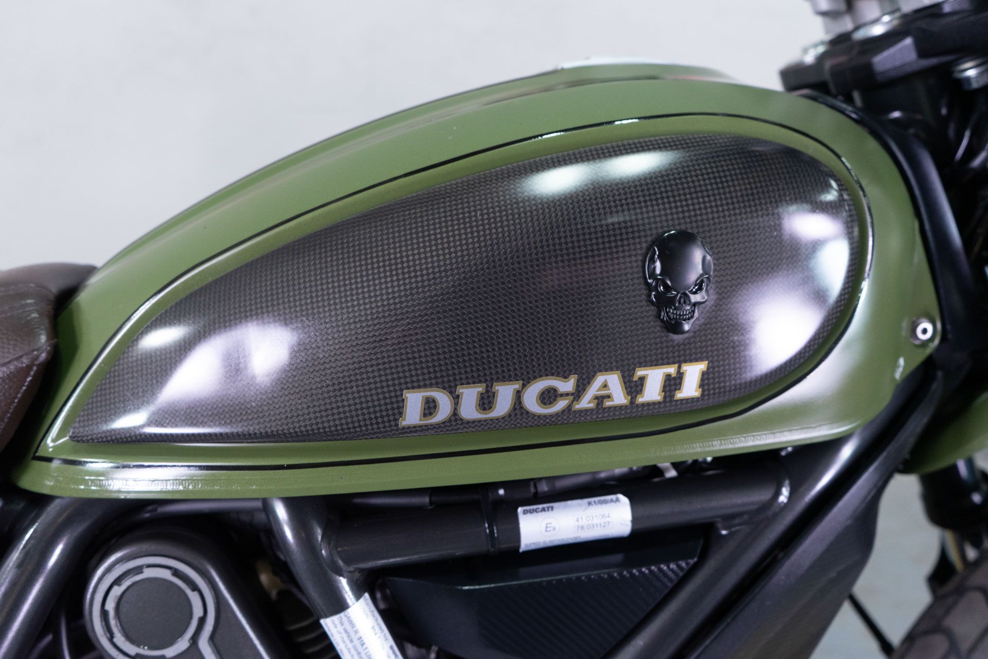 2016 Ducati Scrambler Urban Enduro in Sacramento, California - Photo 13