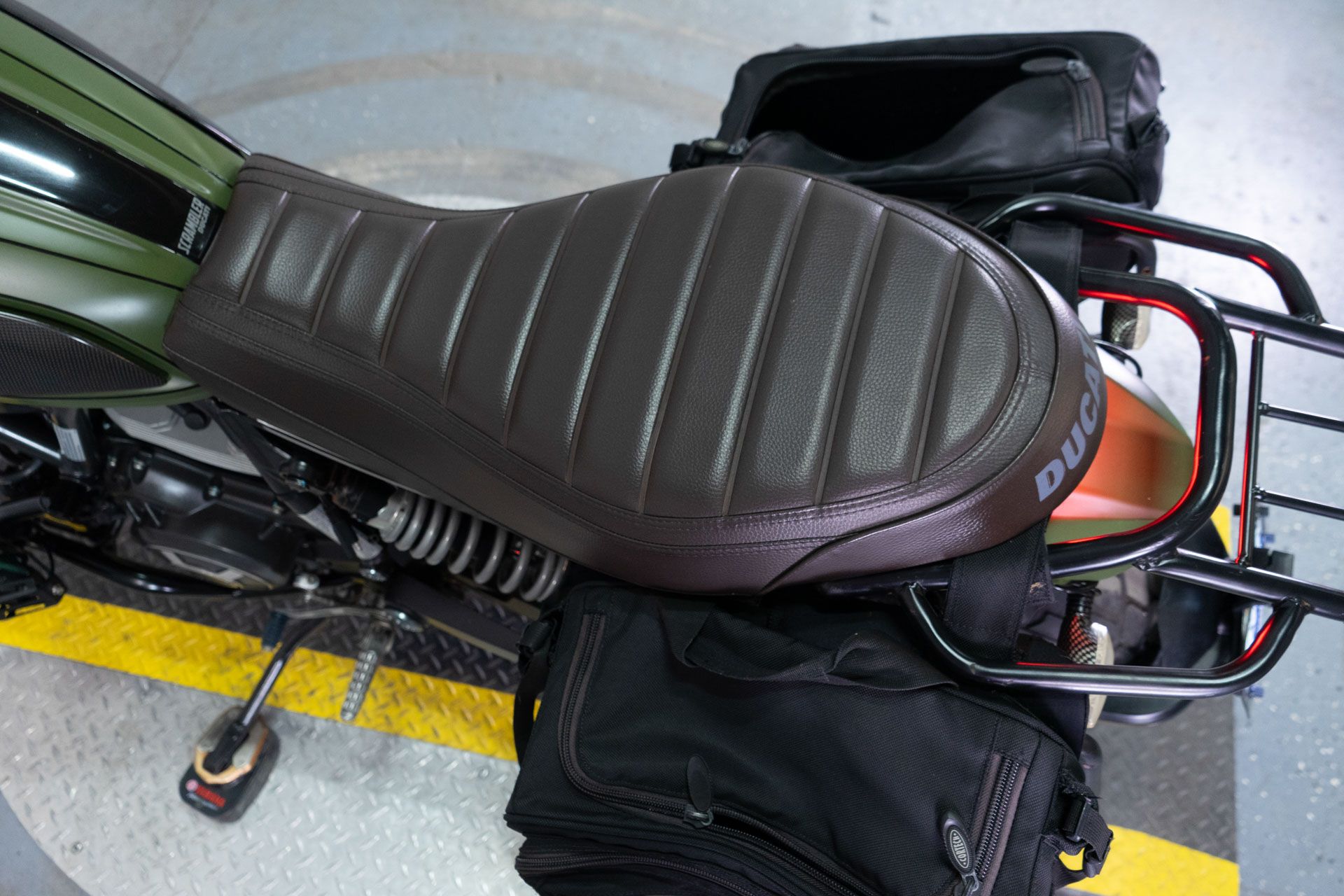 2016 Ducati Scrambler Urban Enduro in Sacramento, California - Photo 22