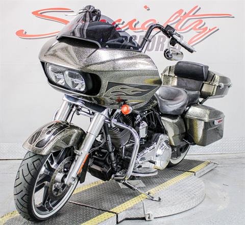 2016 Harley-Davidson Road Glide® Special in Sacramento, California - Photo 10