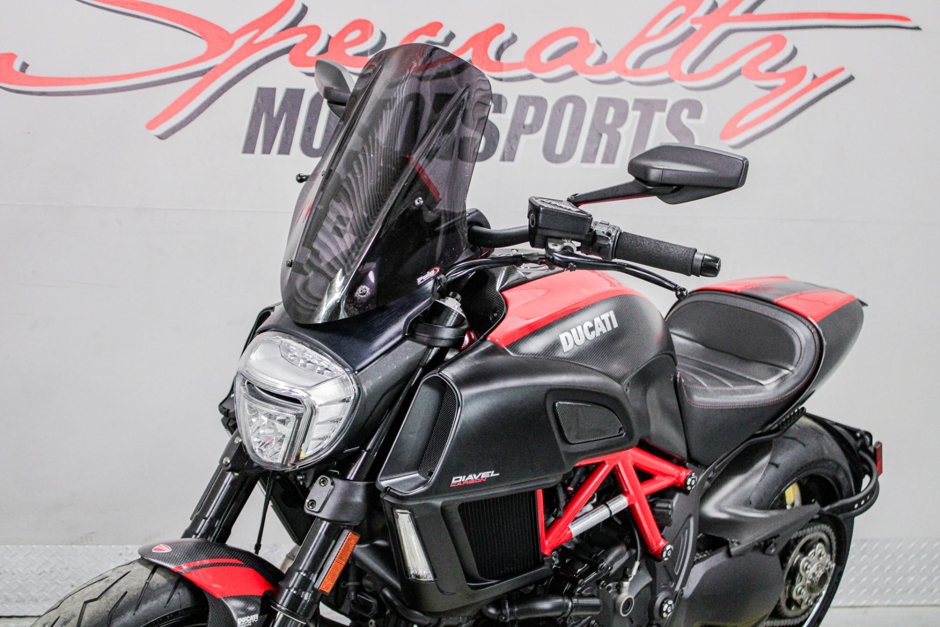 Front Left Zoomed In - Photo 11