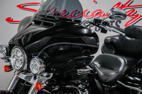 2017 Harley-Davidson Electra Glide® Ultra Classic® in Sacramento, California - Photo 8