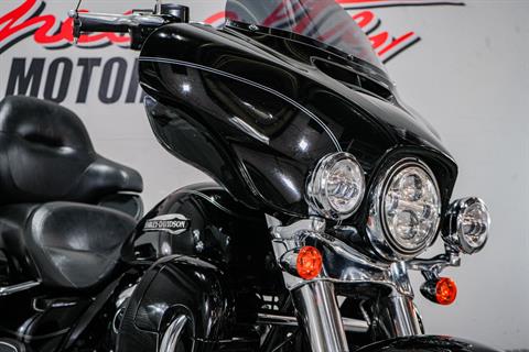 2017 Harley-Davidson Electra Glide® Ultra Classic® in Sacramento, California - Photo 10