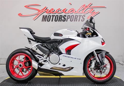 DUC007042 - 2022 - Ducati - Panigale V2 Specialty Motorsports - Photo 1