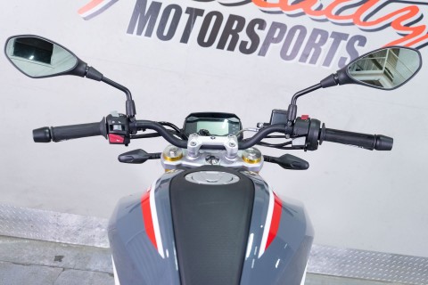 2021 BMW G 310 R in Sacramento, California - Photo 14