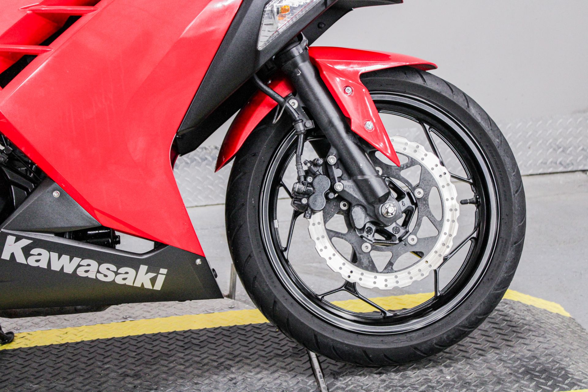 Front Tire - Photo 3