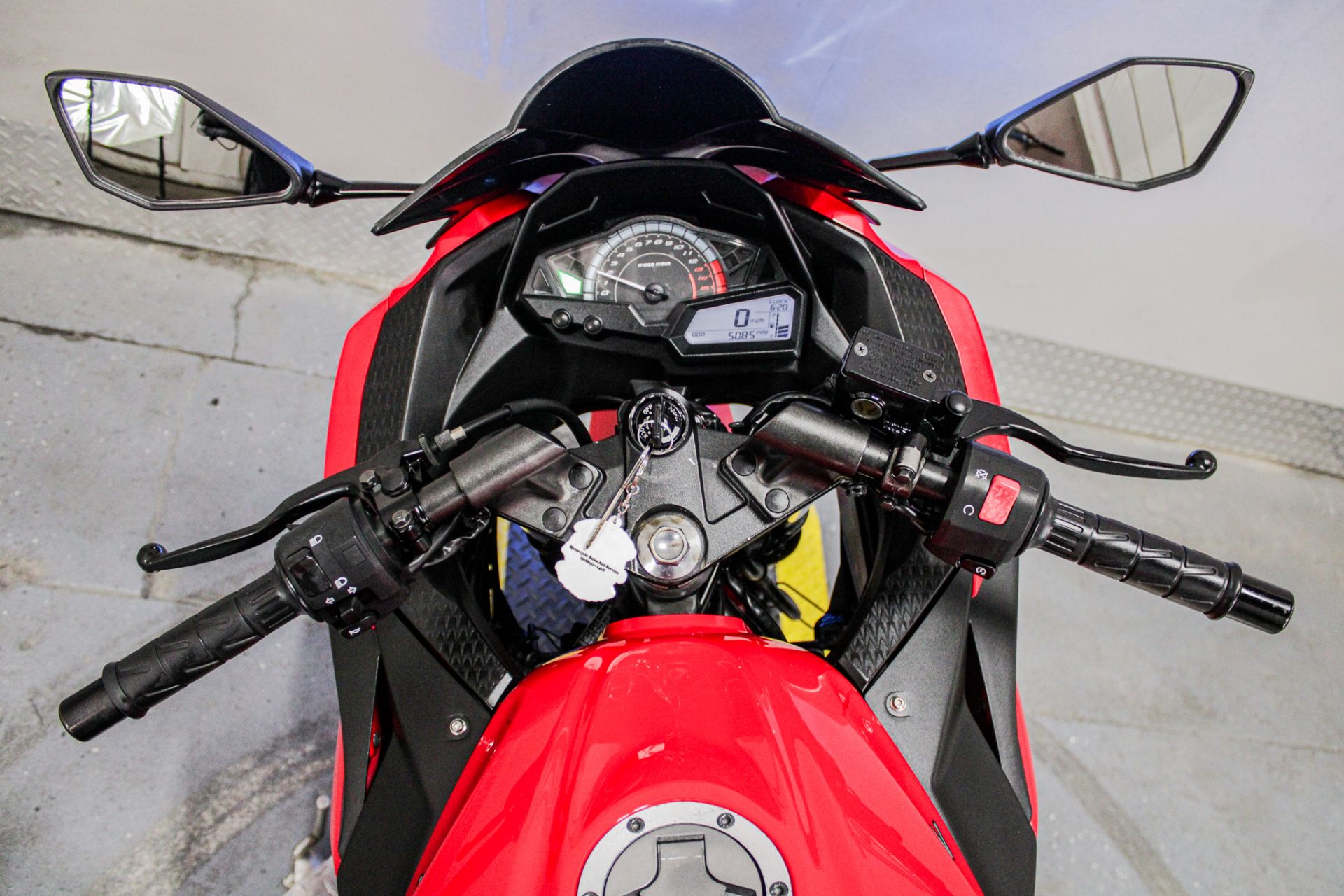 Dashboard - Photo 17