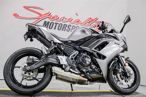 Lower Right Side Angle - Photo 15