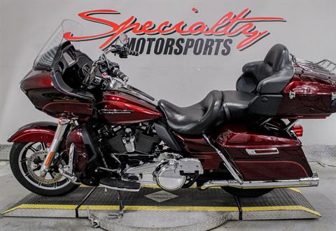 2017 Harley-Davidson Road Glide® Ultra in Sacramento, California - Photo 4