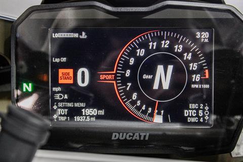 2023 Ducati Panigale V4 S in Sacramento, California - Photo 18