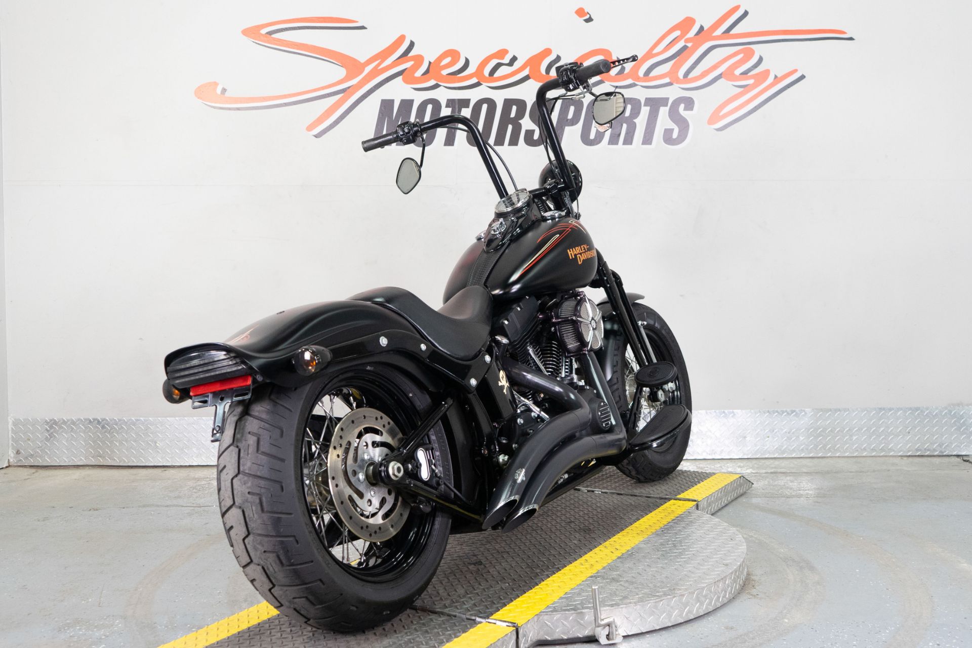 2009 Harley-Davidson Softail® Cross Bones™ in Sacramento, California - Photo 7