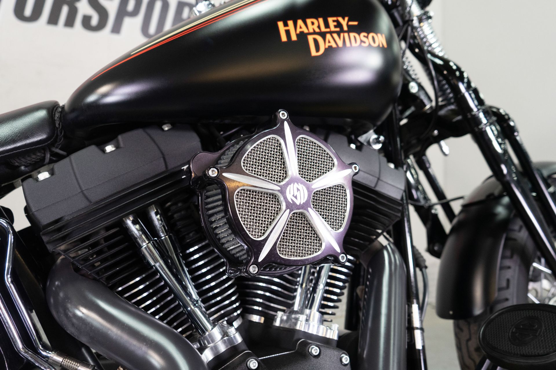 2009 Harley-Davidson Softail® Cross Bones™ in Sacramento, California - Photo 10