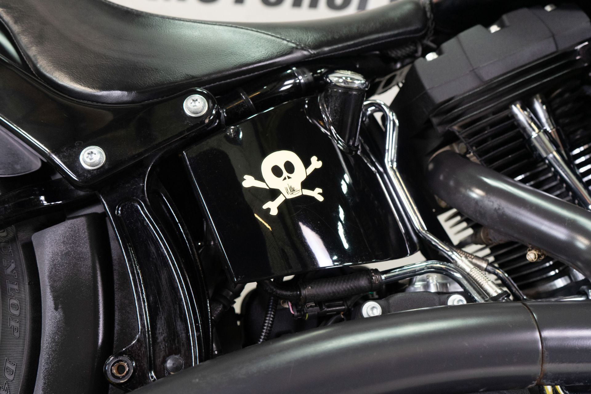 2009 Harley-Davidson Softail® Cross Bones™ in Sacramento, California - Photo 11