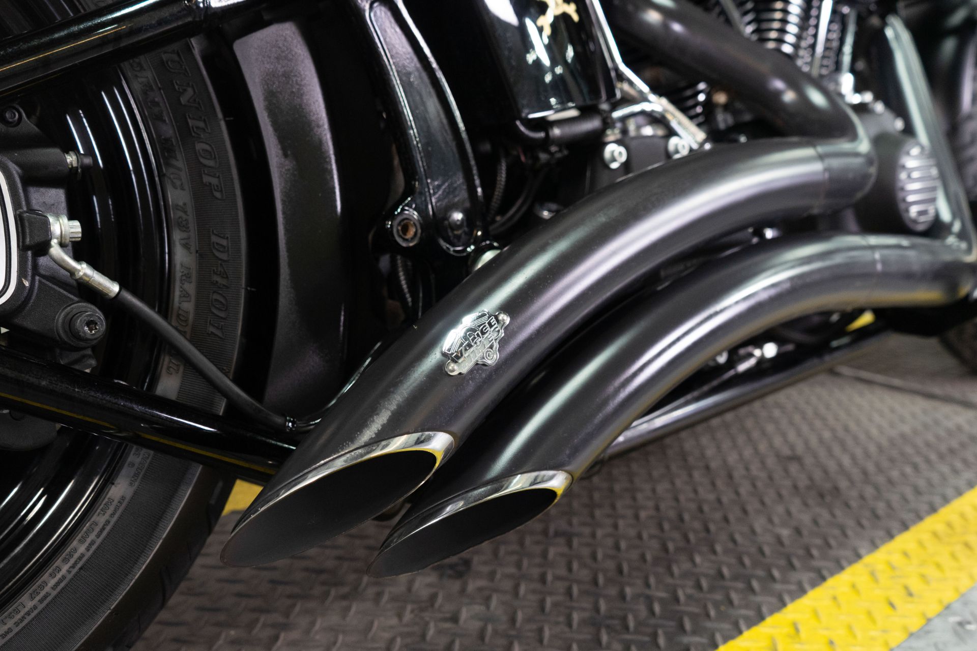 2009 Harley-Davidson Softail® Cross Bones™ in Sacramento, California - Photo 12