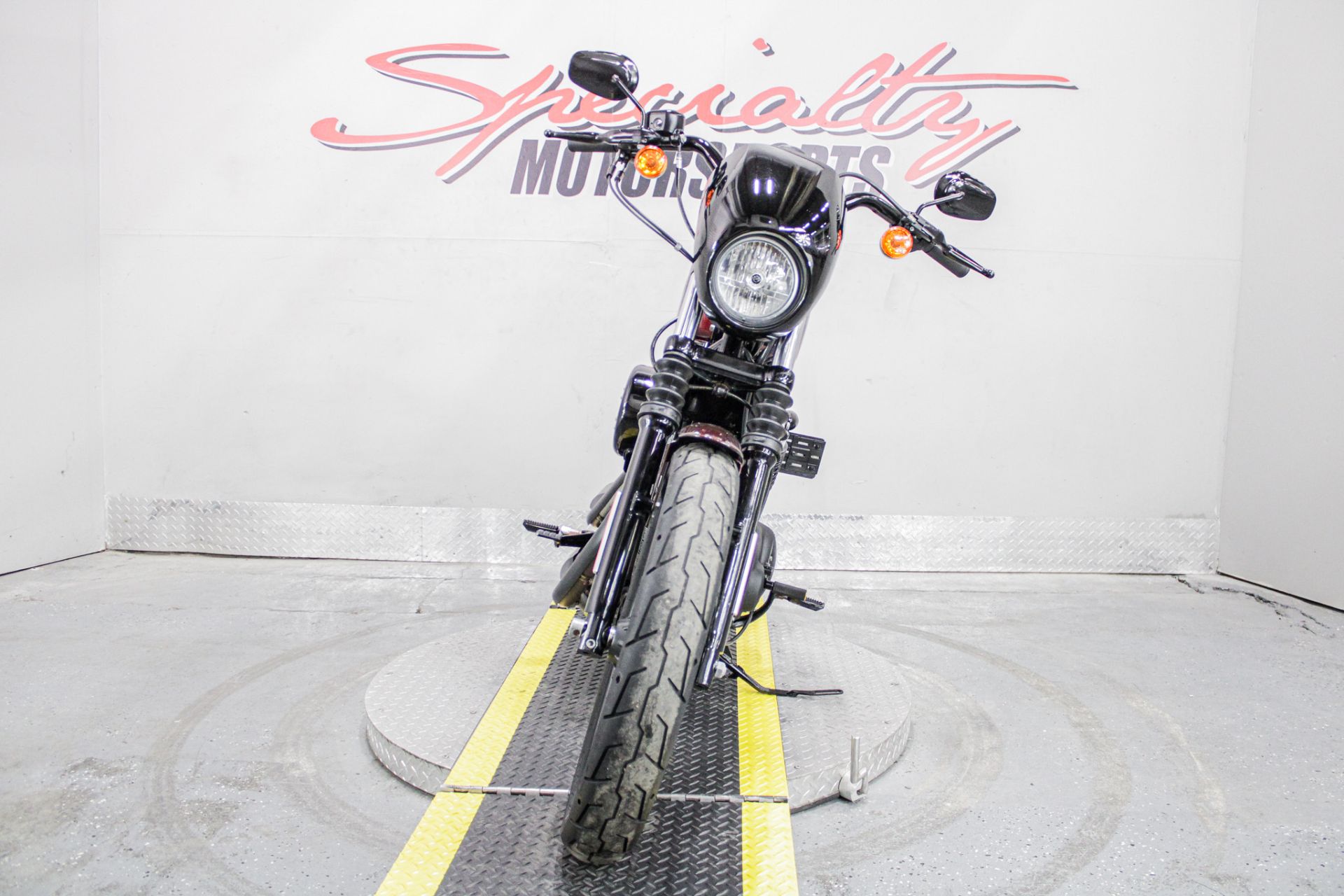 Front View - Photo 12