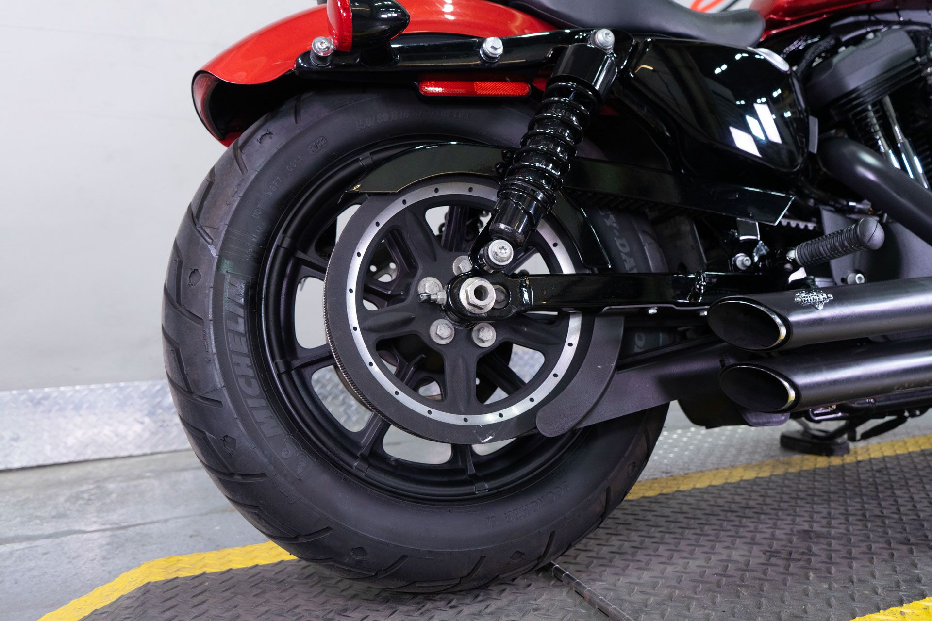 2019 Harley-Davidson Iron 1200™ in Sacramento, California - Photo 8