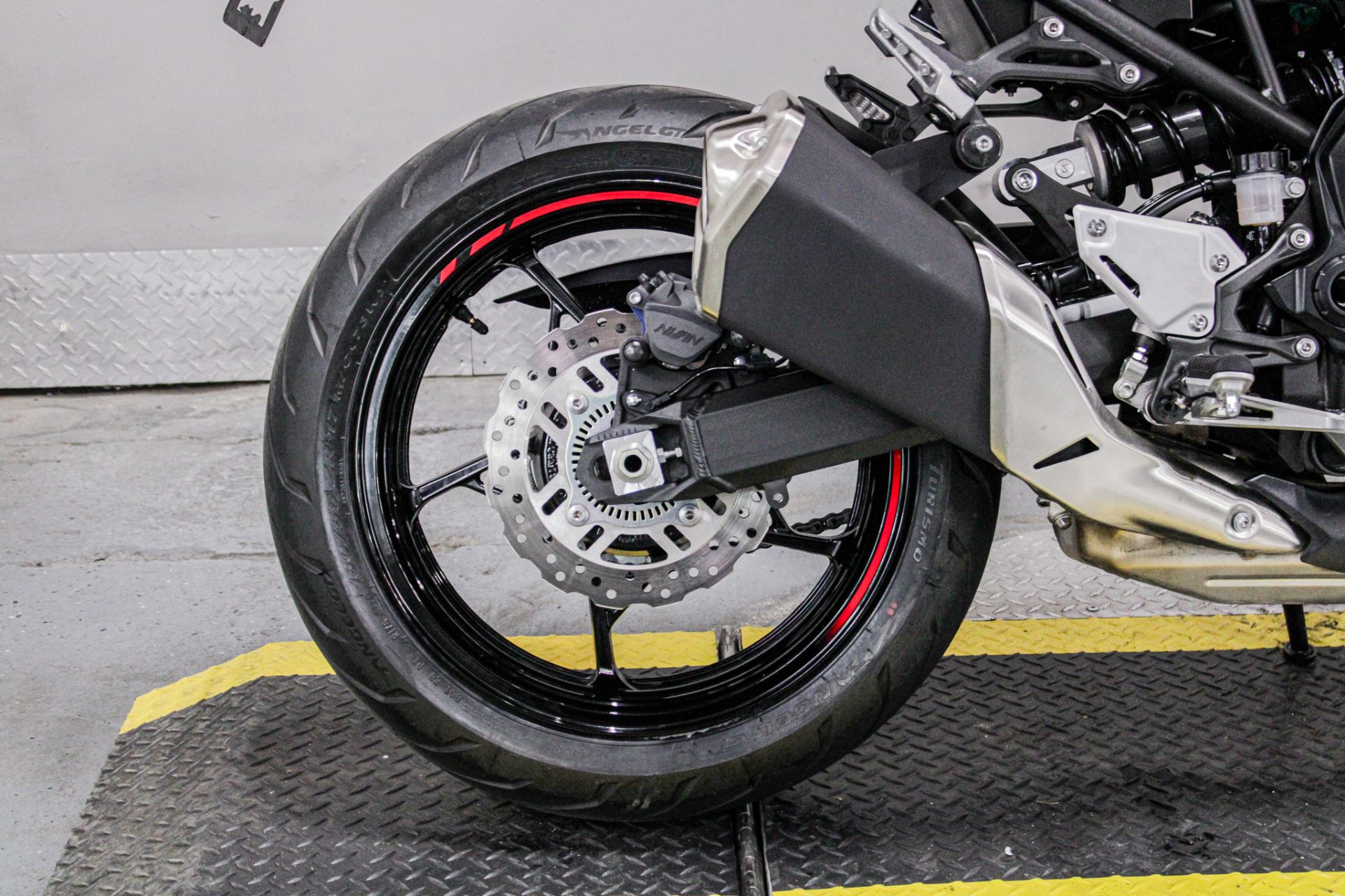 2023 Kawasaki Z900 ABS in Sacramento, California - Photo 4