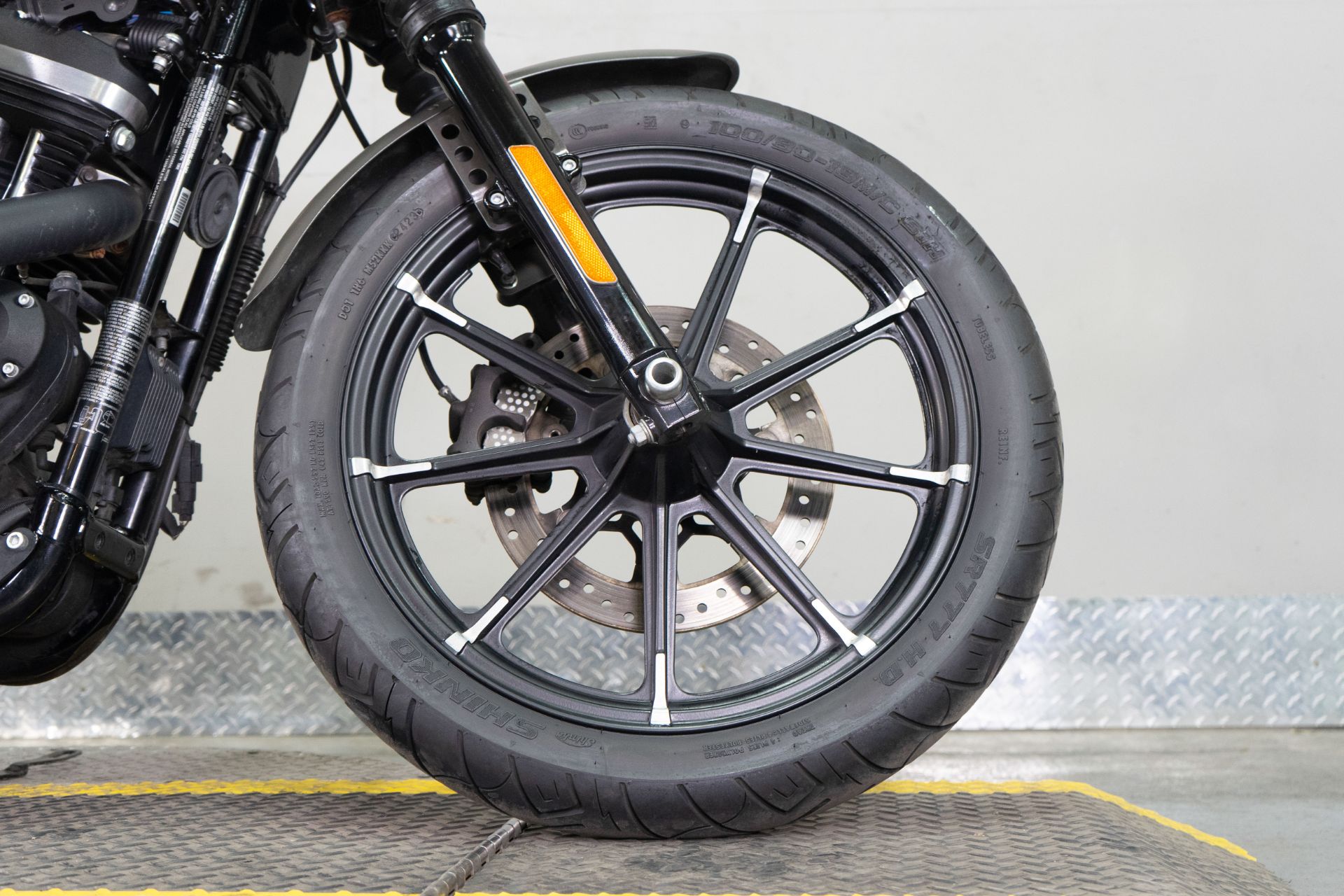 2018 Harley-Davidson Iron 883™ in Sacramento, California - Photo 8