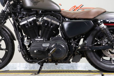 2018 Harley-Davidson Iron 883™ in Sacramento, California - Photo 16