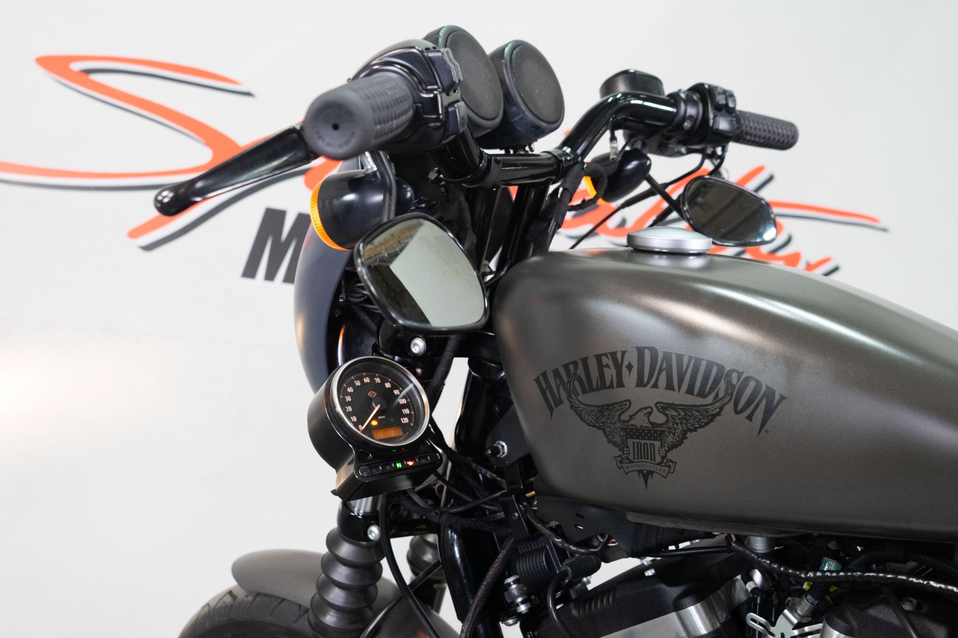 2018 Harley-Davidson Iron 883™ in Sacramento, California - Photo 19