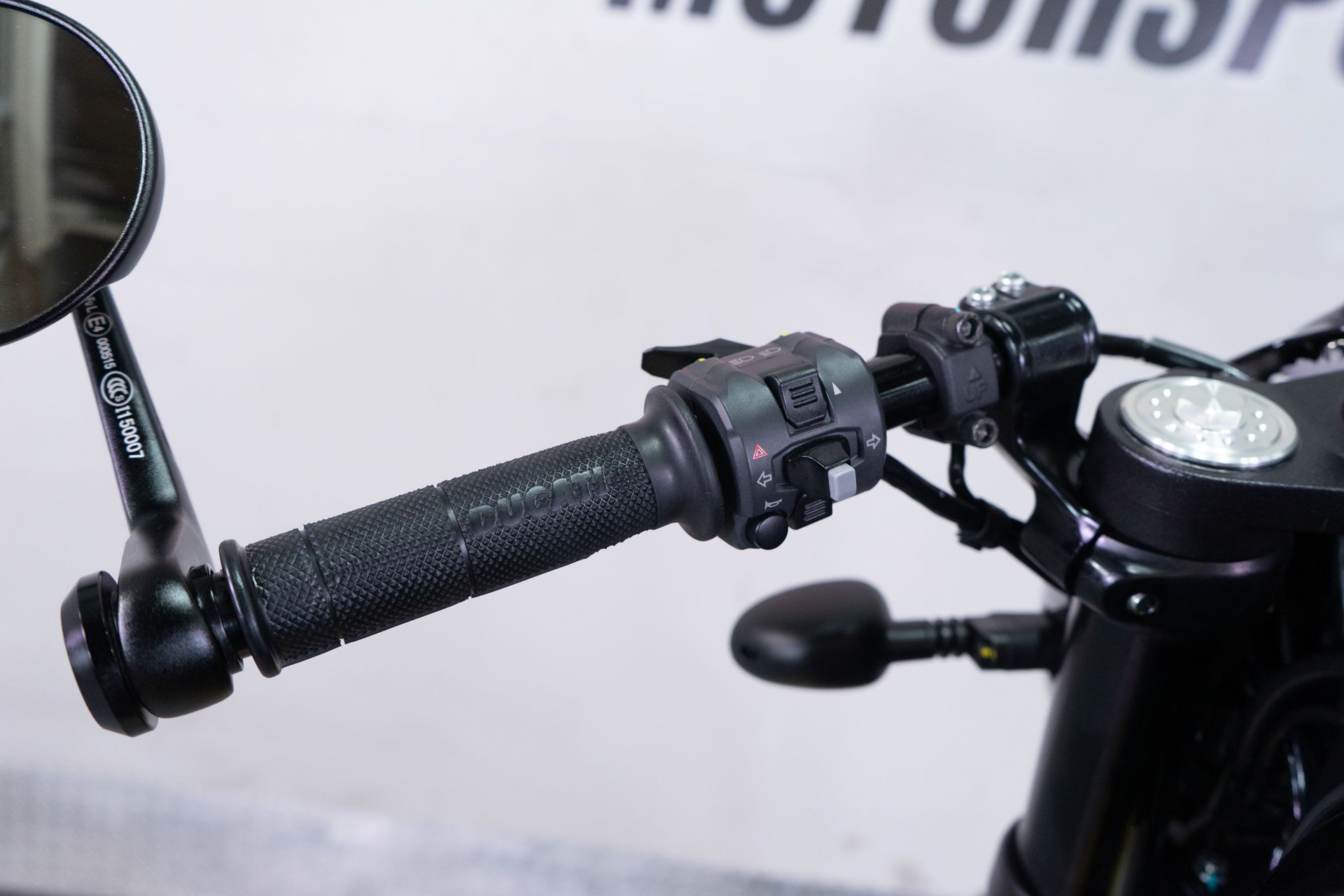 2018 Ducati Scrambler Cafe Racer in Sacramento, California - Photo 13