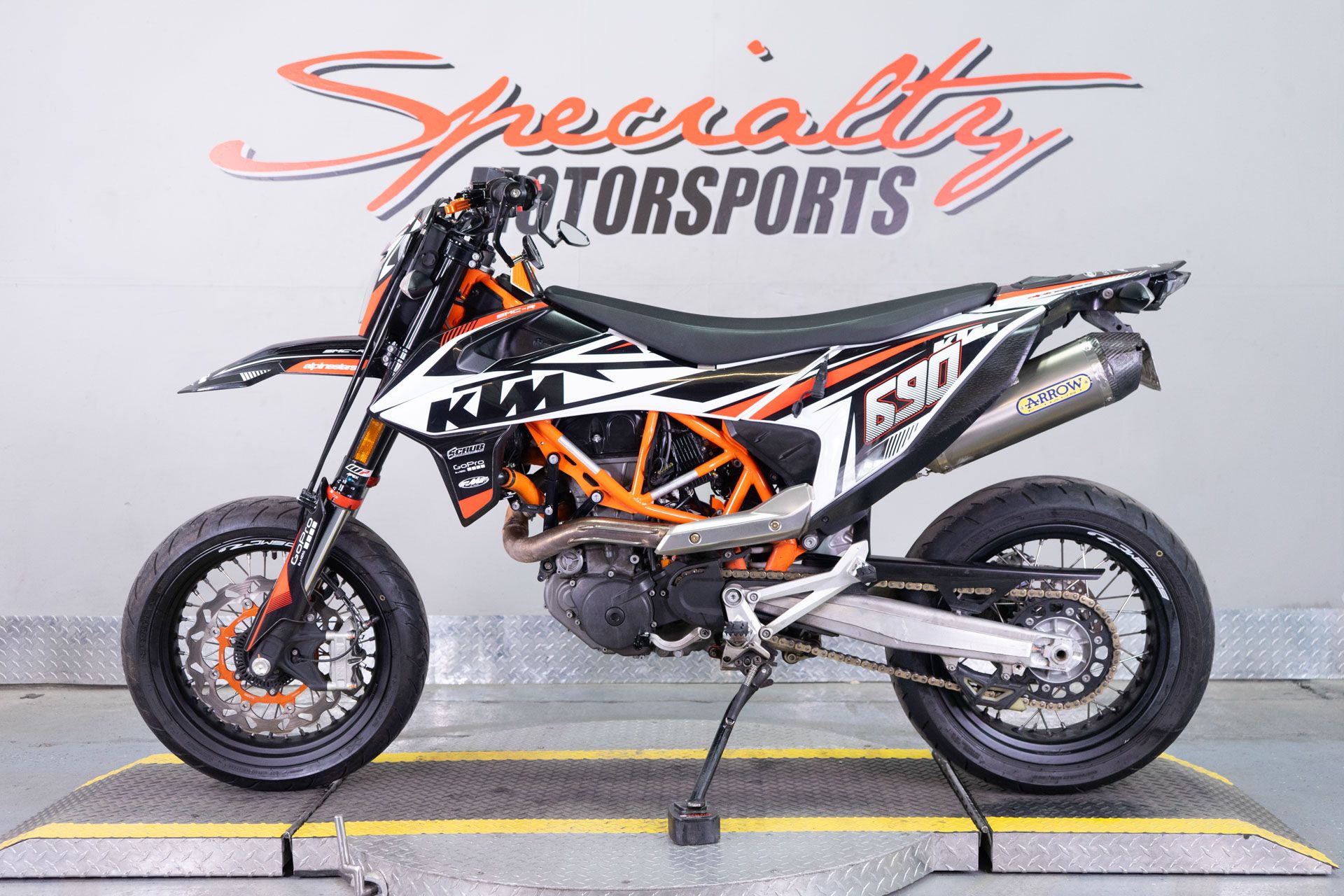 2020 KTM 690 SMC R in Sacramento, California - Photo 4