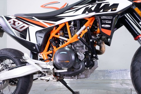 2020 KTM 690 SMC R in Sacramento, California - Photo 9