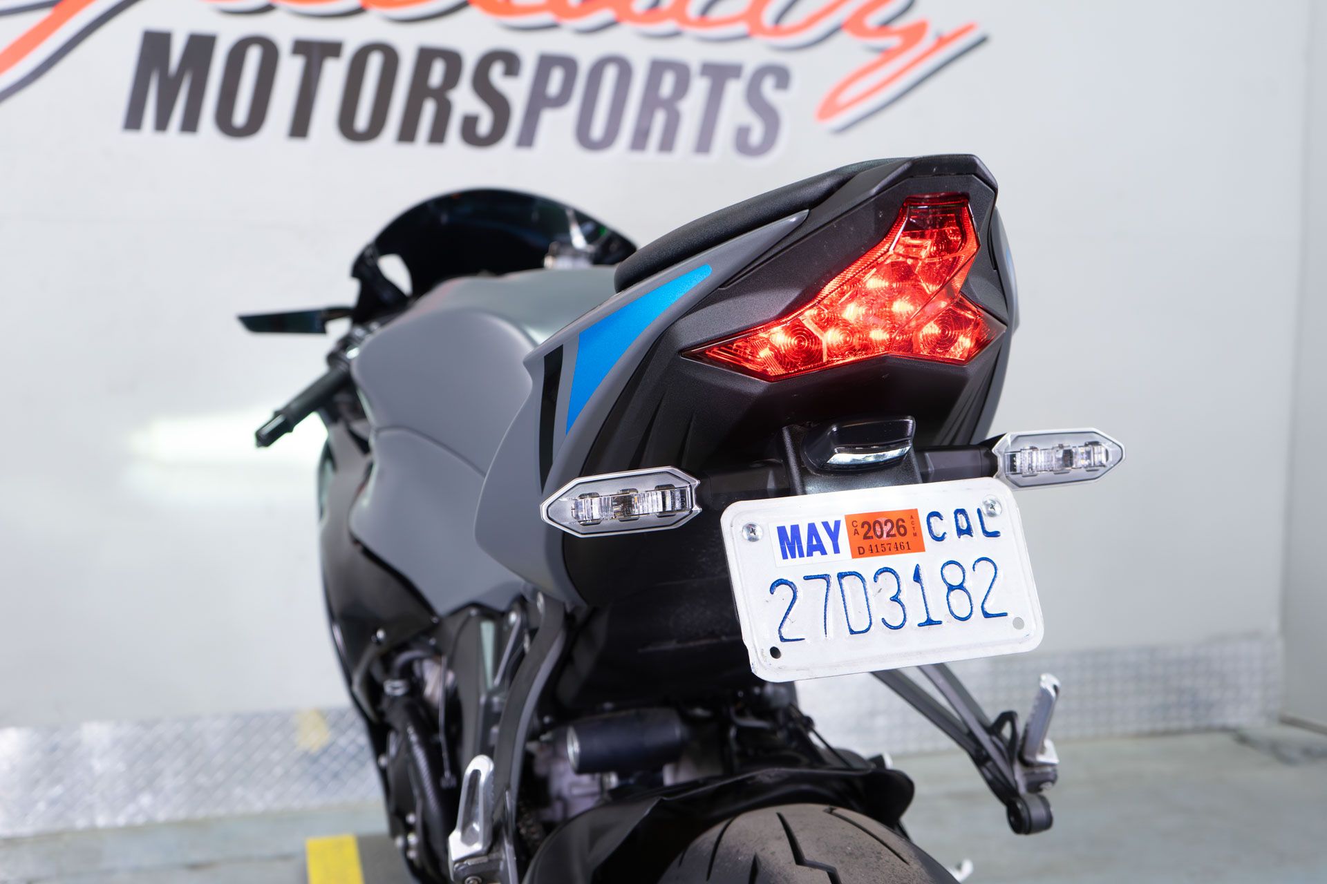 2025 Kawasaki Ninja ZX-6R KRT Edition ABS in Sacramento, California - Photo 8