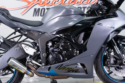 2025 Kawasaki Ninja ZX-6R KRT Edition ABS in Sacramento, California - Photo 12