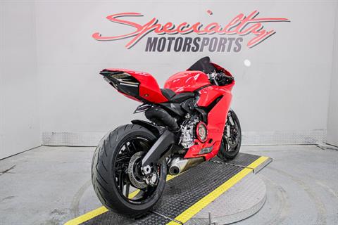 Rear Right Side Angle - Photo 5