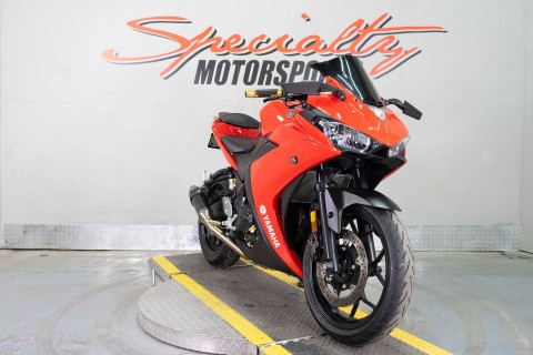 2017 Yamaha YZF-R3 in Sacramento, California - Photo 2