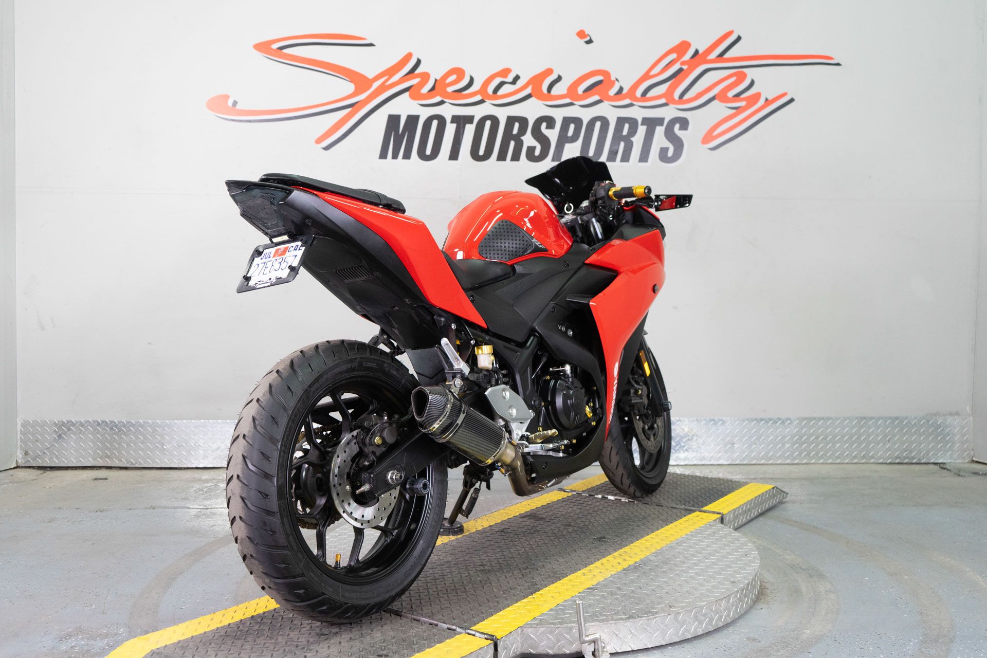 2017 Yamaha YZF-R3 in Sacramento, California - Photo 6