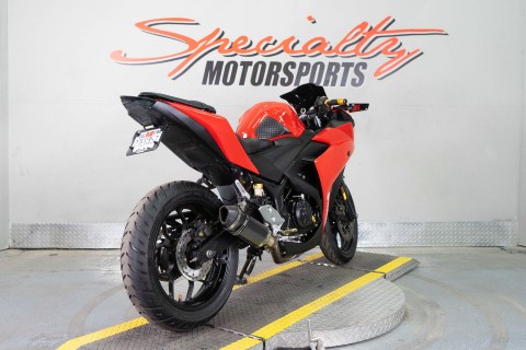 2017 Yamaha YZF-R3 in Sacramento, California - Photo 6