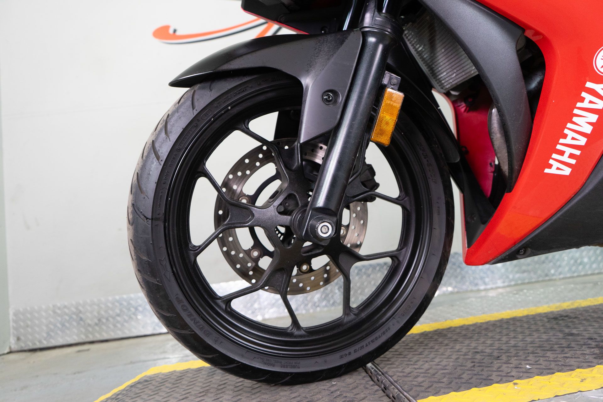 2017 Yamaha YZF-R3 in Sacramento, California - Photo 15