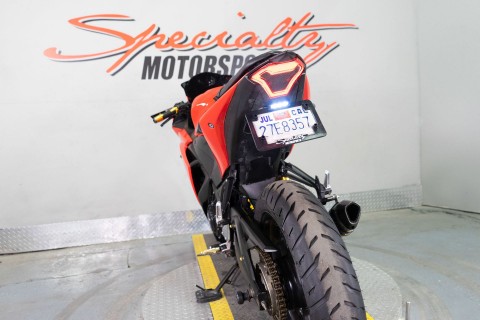 2017 Yamaha YZF-R3 in Sacramento, California - Photo 20