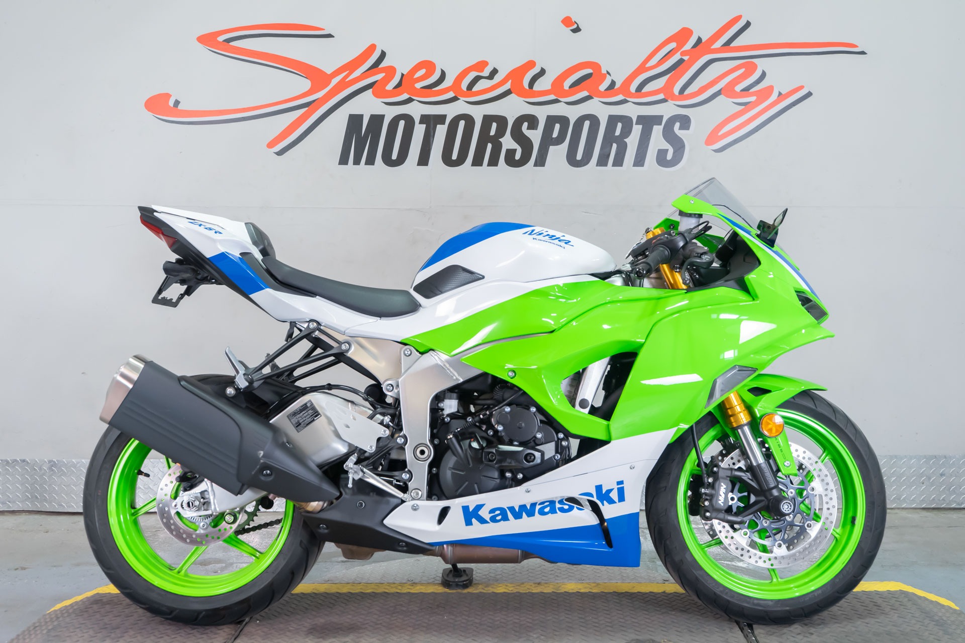 2024 Kawasaki Ninja ZX-6R 40th Anniversary Edition ABS