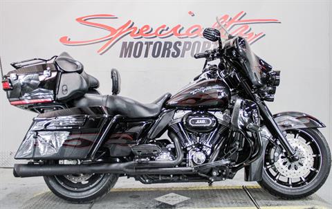 2010 Harley-Davidson Ultra Classic Screaming Eagle 110 in Sacramento, California - Photo 1