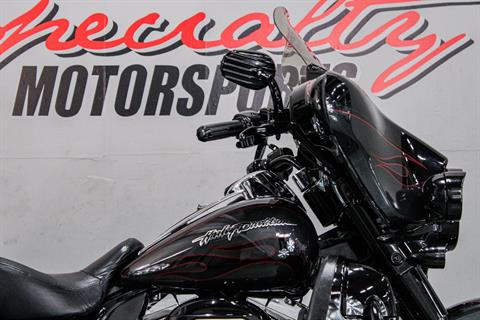 2010 Harley-Davidson Ultra Classic Screaming Eagle 110 in Sacramento, California - Photo 2