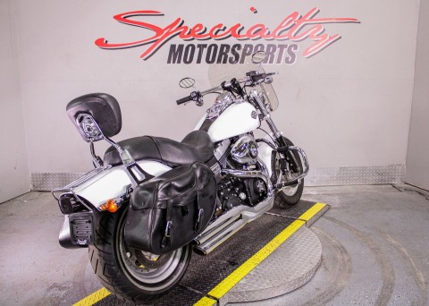 HAR301062 - 2011 - Harley-Davidson - Dyna® Fat Bob® Rear Right Side Angle - Photo 5