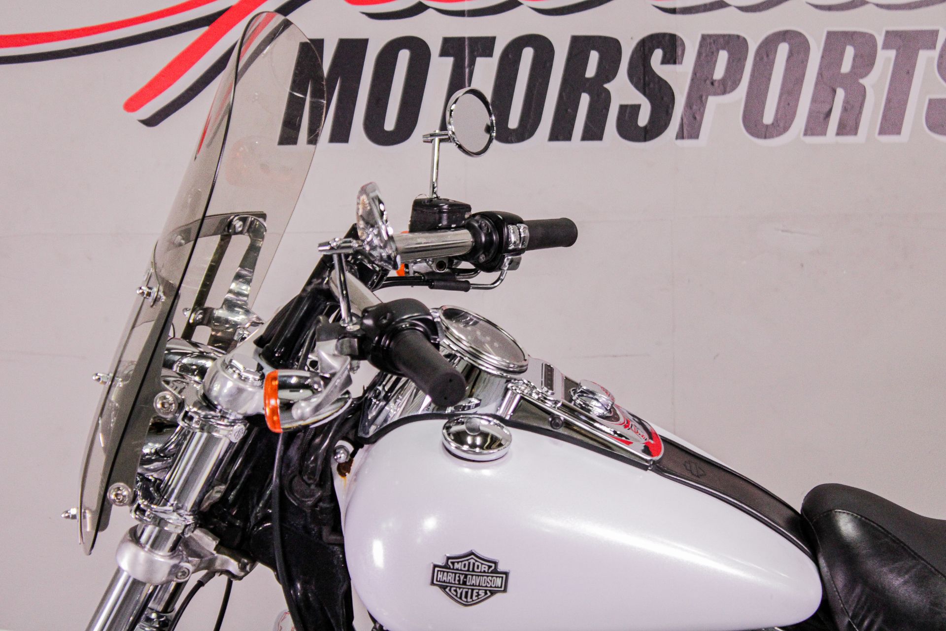 HAR301062 - 2011 - Harley-Davidson - Dyna® Fat Bob® Left Handle Bars - Photo 9