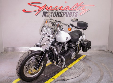 HAR301062 - 2011 - Harley-Davidson - Dyna® Fat Bob® Front Left Side View - Photo 10