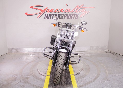 HAR301062 - 2011 - Harley-Davidson - Dyna® Fat Bob® Front View - Photo 12