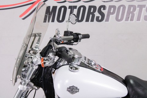 2011 - Harley-Davidson - Dyna® Fat Bob® - Photo 9