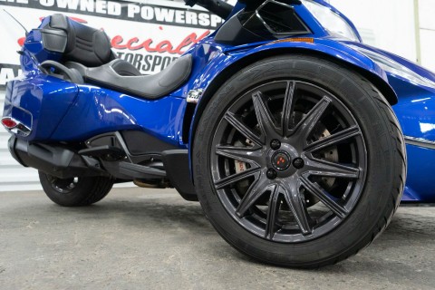 2013 Can-Am Spyder® RT Limited in Sacramento, California - Photo 16