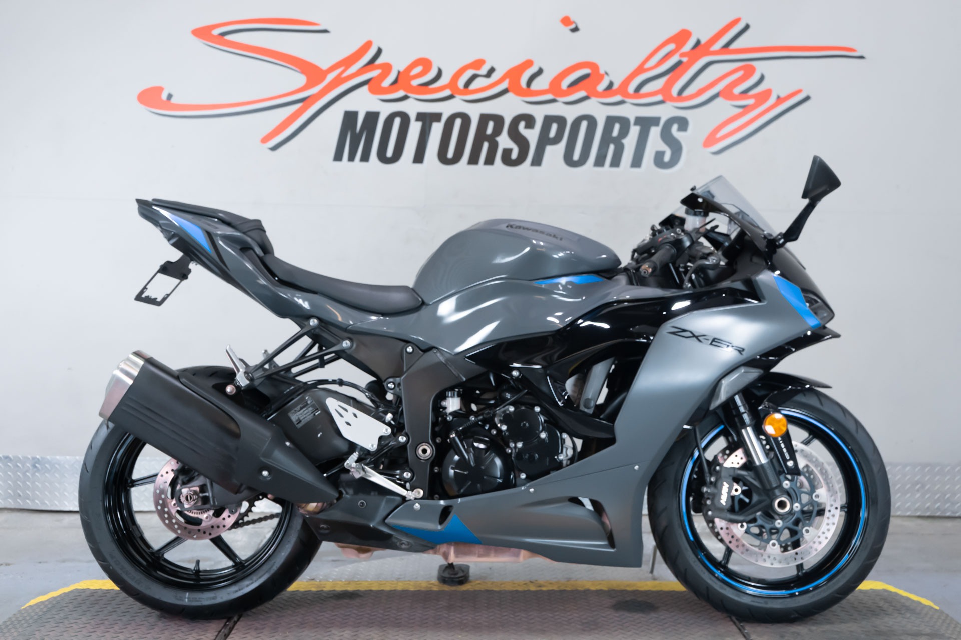 2025 Kawasaki Ninja ZX-6R ABS