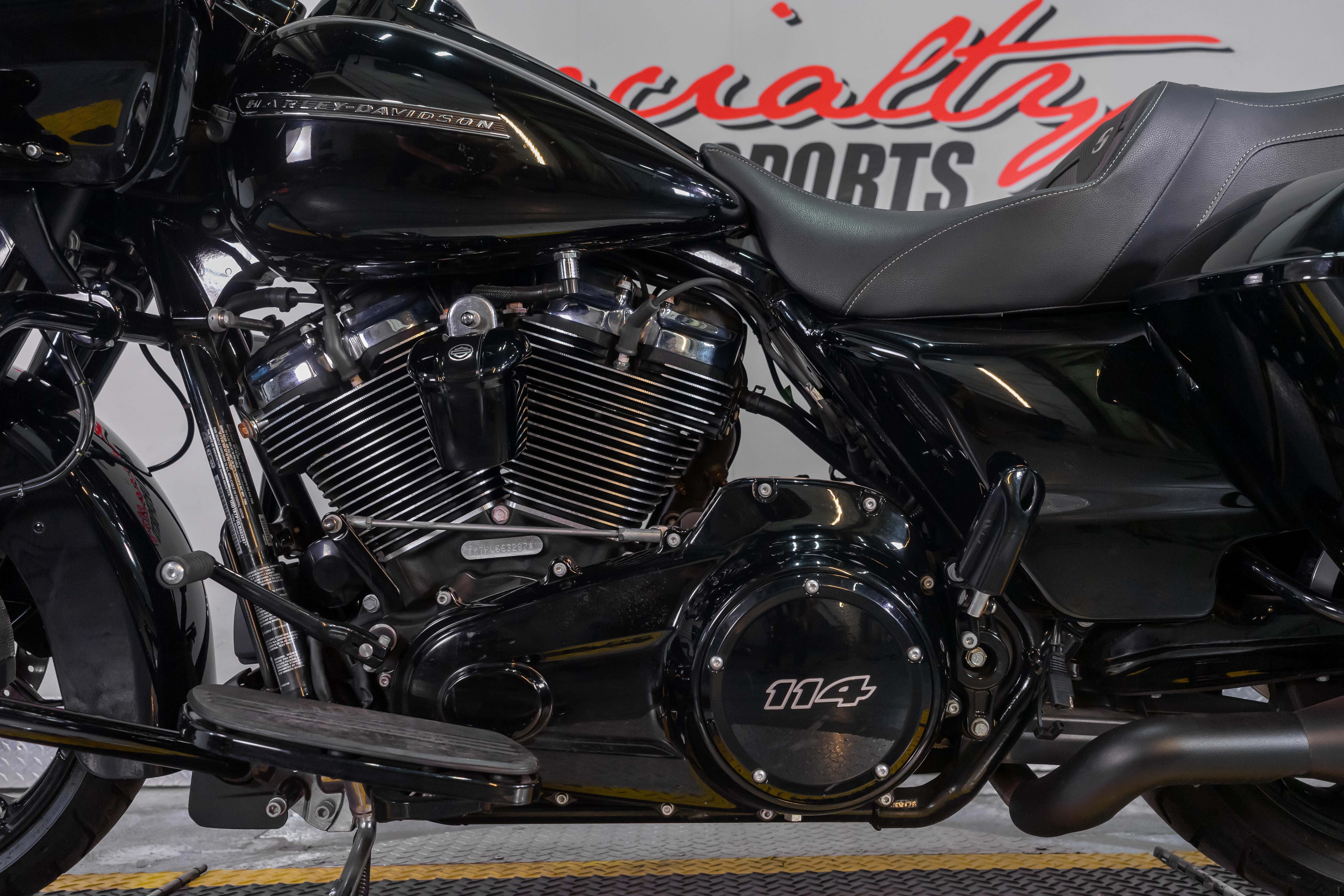 2020 Harley-Davidson Road Glide® Special 12