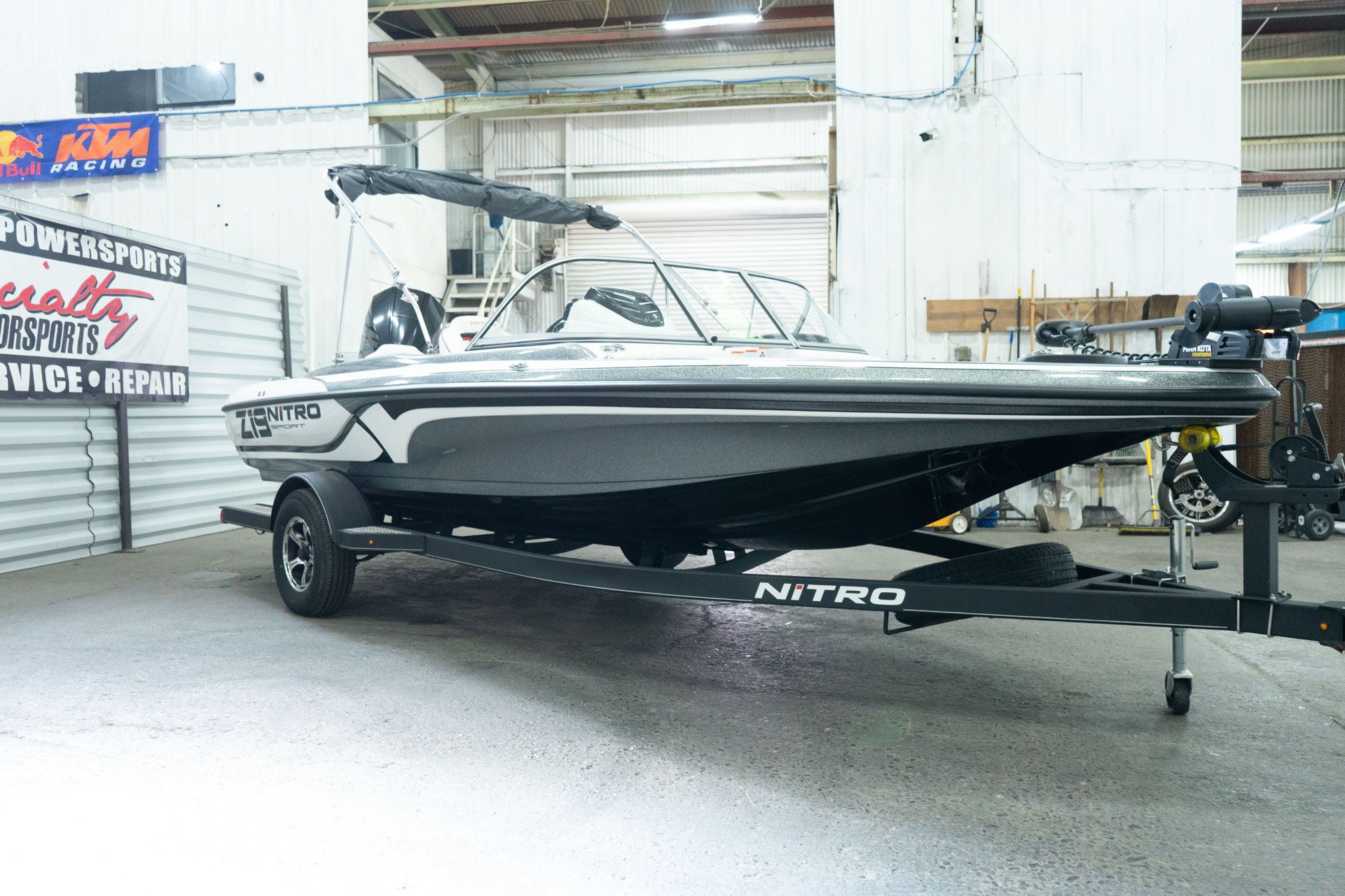 2019 Tracker MARINE Z19 SPORT in Sacramento, California - Photo 3